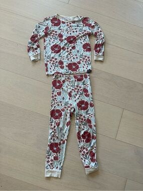 Kids Floral Print Pajama Set - Cream with Red Flowers Sweet bamboo (5)